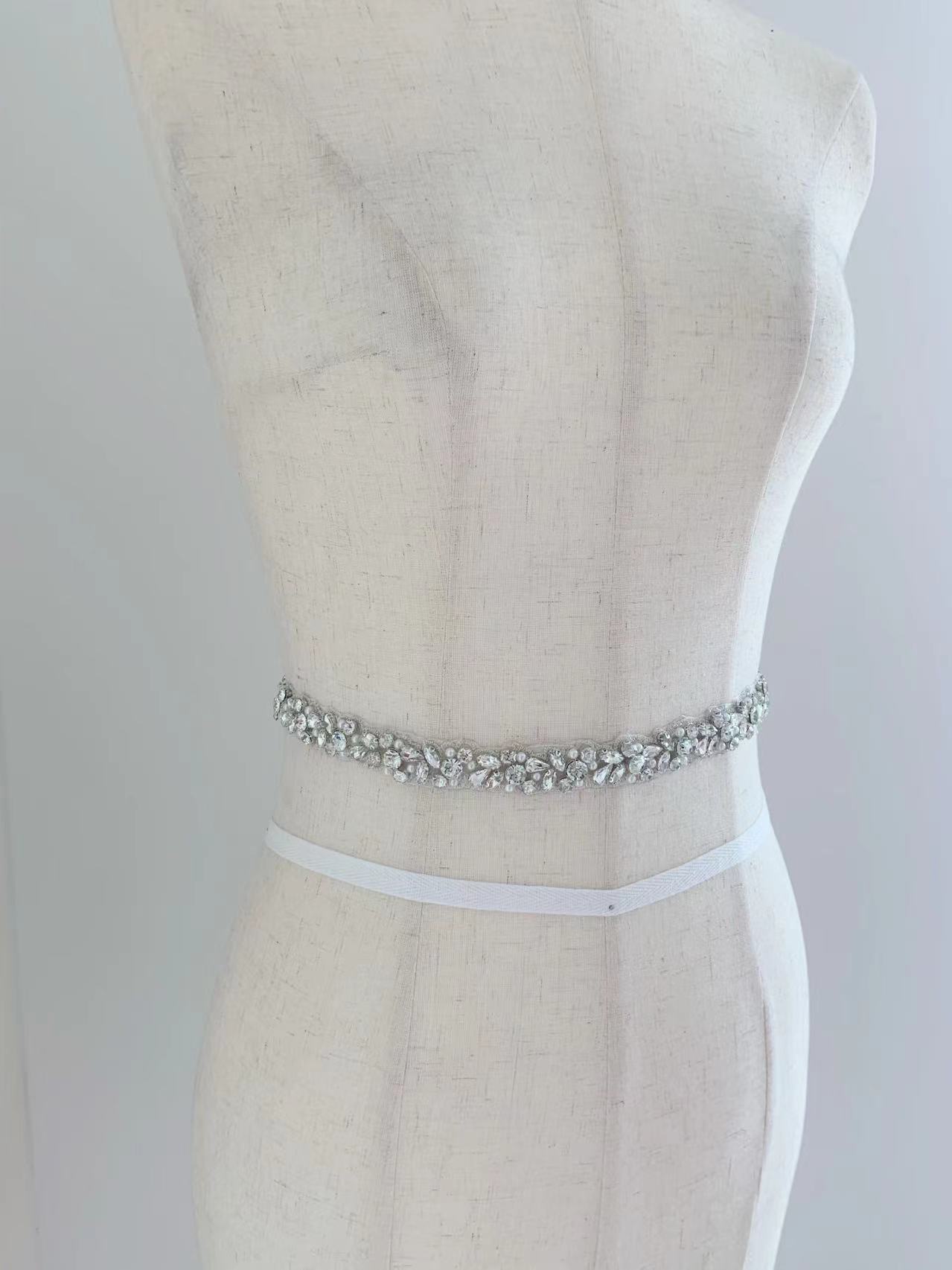 1 Yard/5 Yards Zilver Kristal  - Bridal Sash Ribbon recensie en prijs