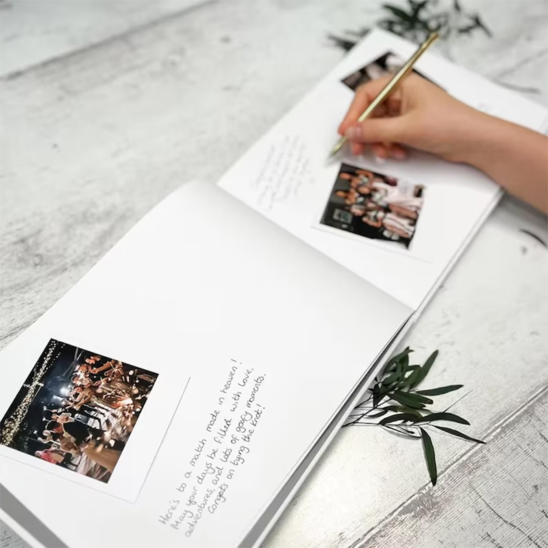 Gepersonaliseerd gastenboek vo - Wedding Supply List recensie en prijs